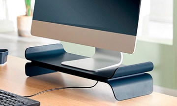 H�henverstellbare Monitorst�nder