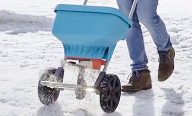 Hilfe bei Schnee und Eis